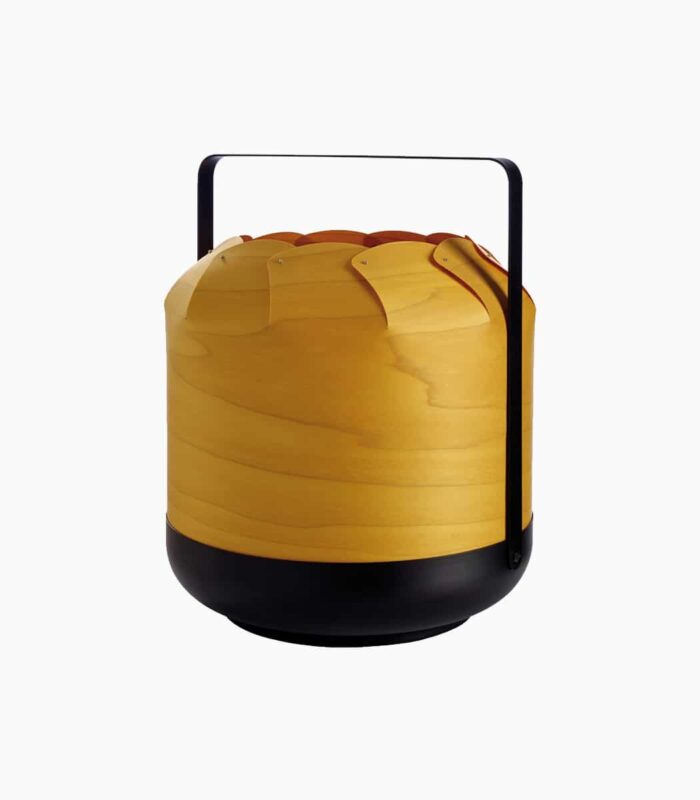 Eames plastic side chair - Image 1